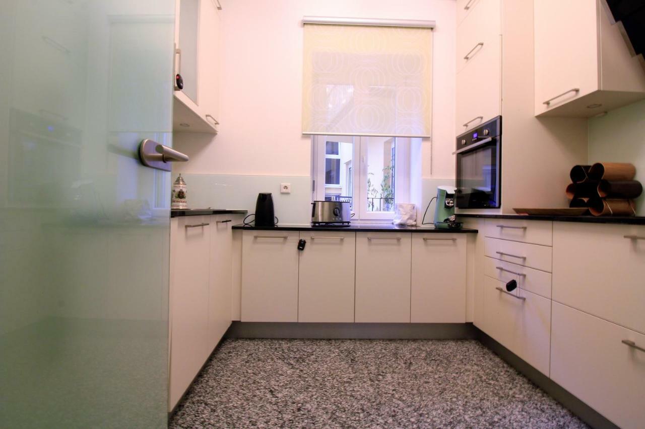 וירצבורג Luxury City Apartment - View Of River And Castle מראה חיצוני תמונה