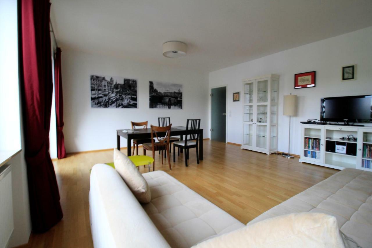 וירצבורג Luxury City Apartment - View Of River And Castle מראה חיצוני תמונה